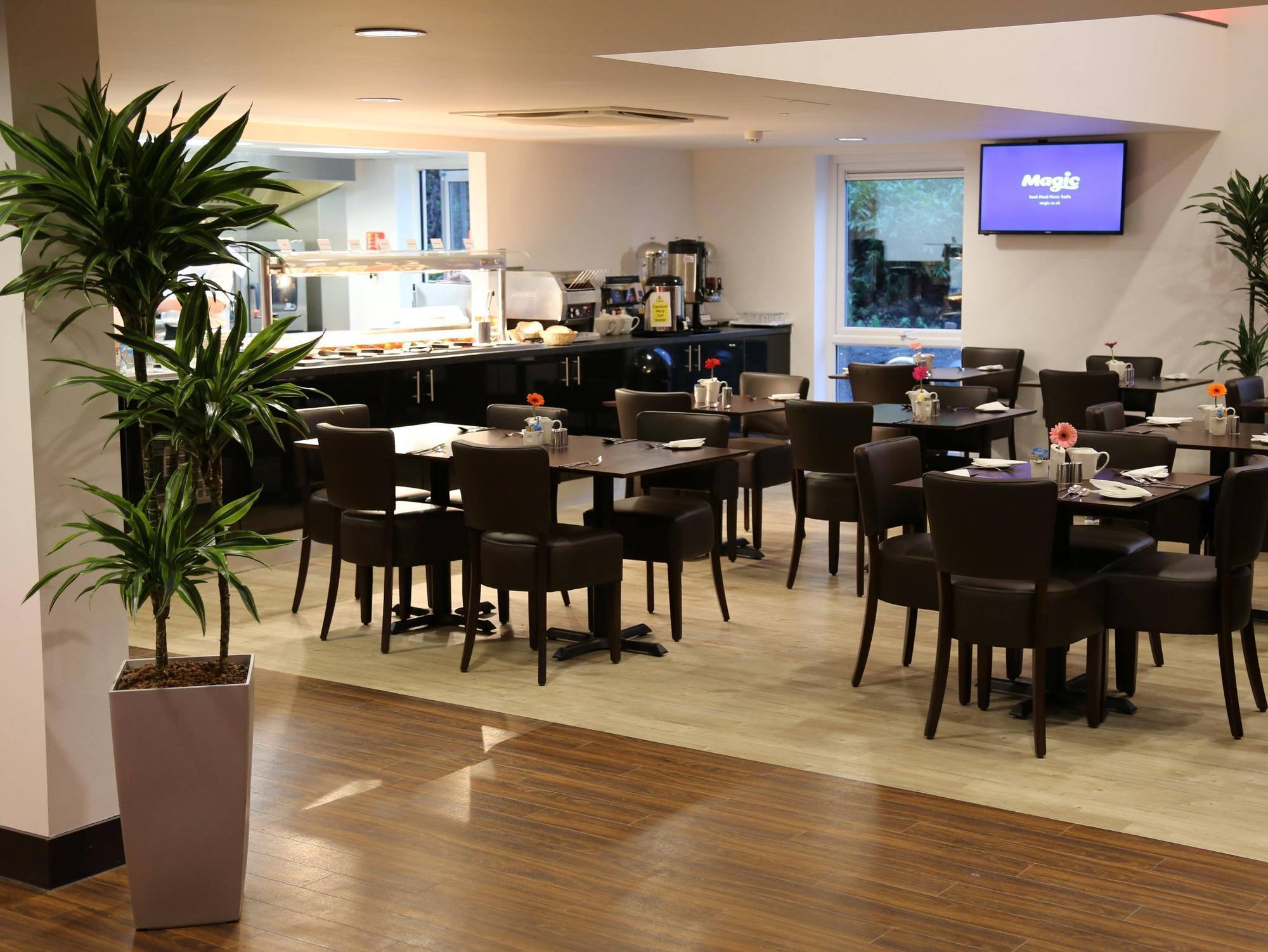 Hotel Ramada Oxford à Waterstock Extérieur photo